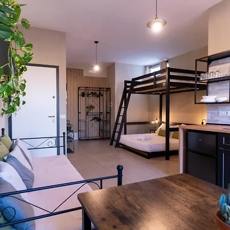 Апартаменты Tiny Daisy House Неаполь